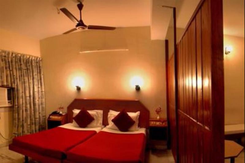 Hotel Ram International Pondicherry Exterior foto